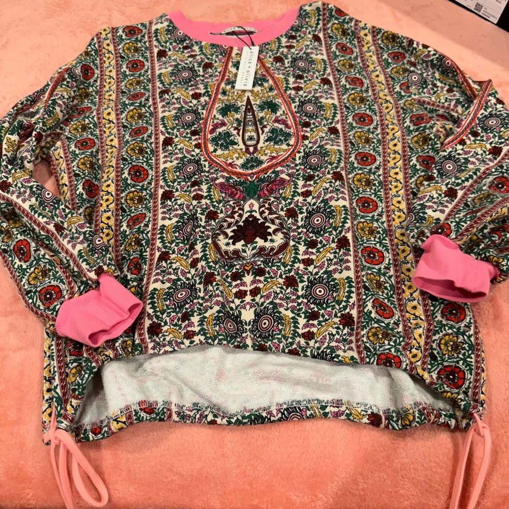 Alicia +Olivia Flowers pot Ecru mul sweater